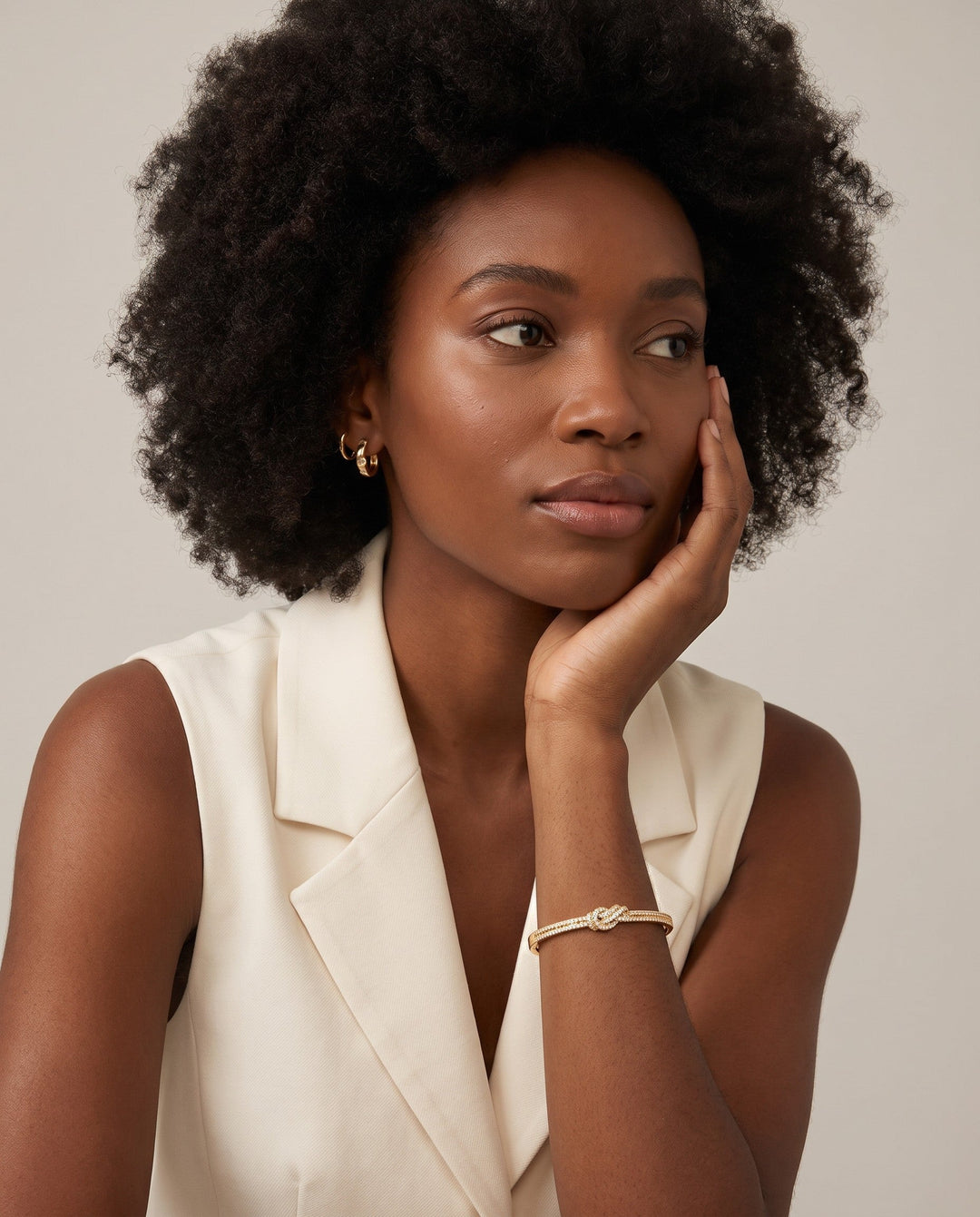 Pavé Knot Bangle Bracelet - Gold